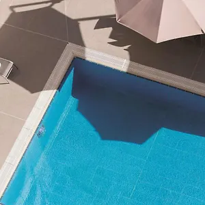 medina-serviced-apartments-canberra-james-court.hotels-canberra.com/